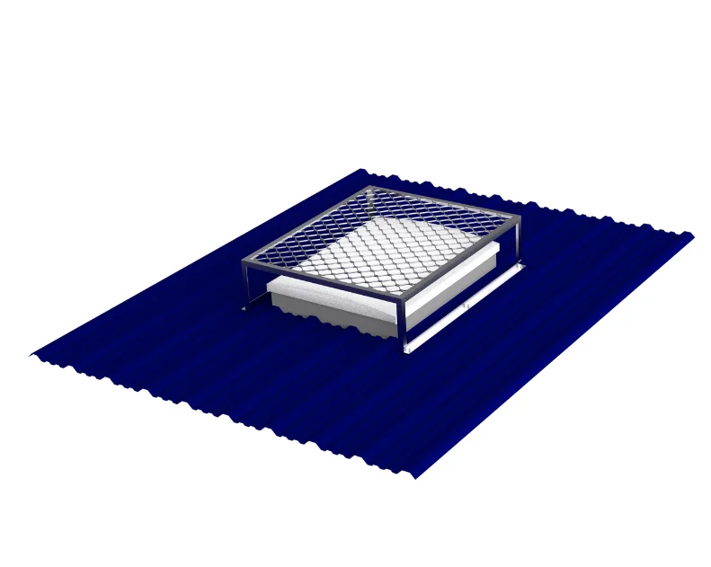 Malla de aluminio elevada instalada sobre chapa traslúcida